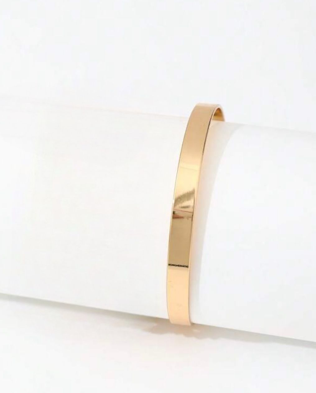 Brățară tip bandă, elegantă cu finisaj lucios